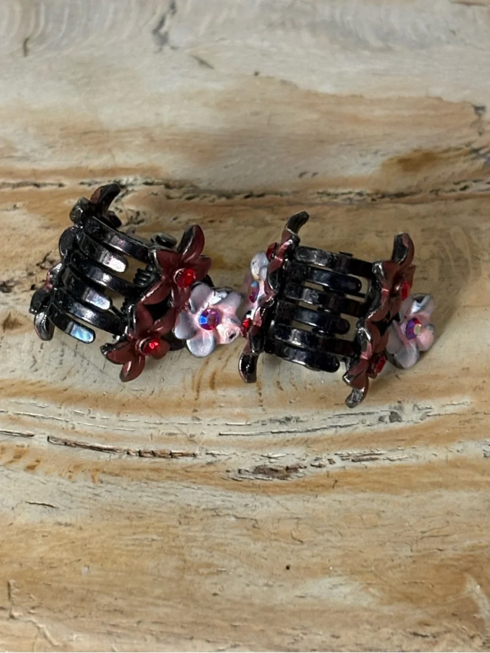 Black Floral Mini Hair Claw Clips with Pink Accents
